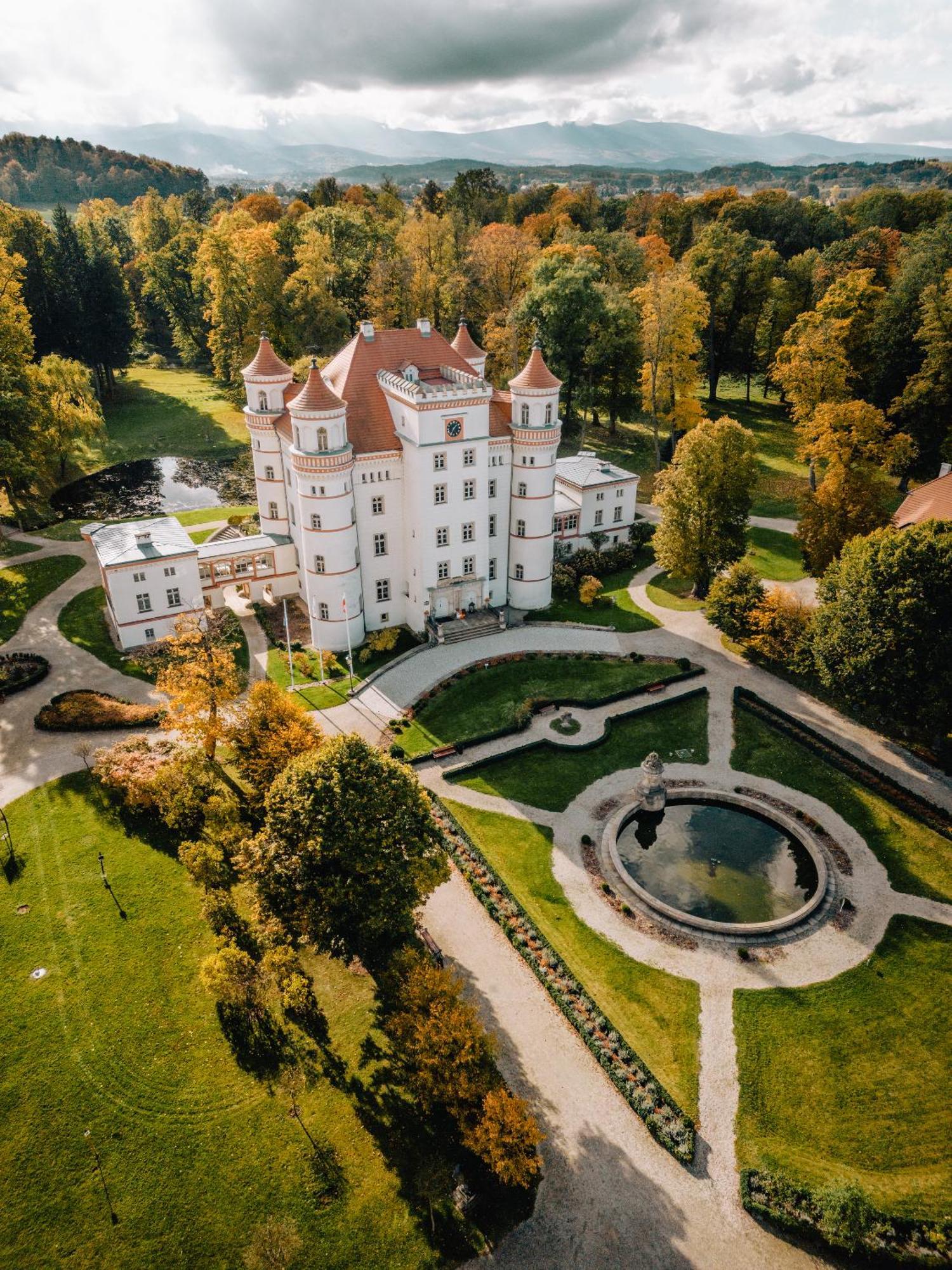 Palac Wojanow Екстериор снимка